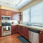 Ne Portland Craftsman - Mississippi Neighborhood - Sleeps 8