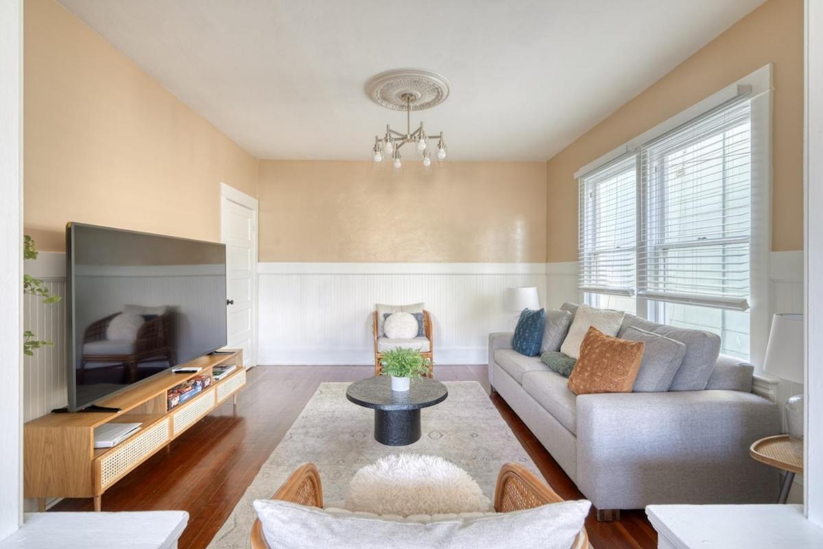 Holiday home Ne Craftsman - Mississippi Neighborhood - Sleeps 8 Portland