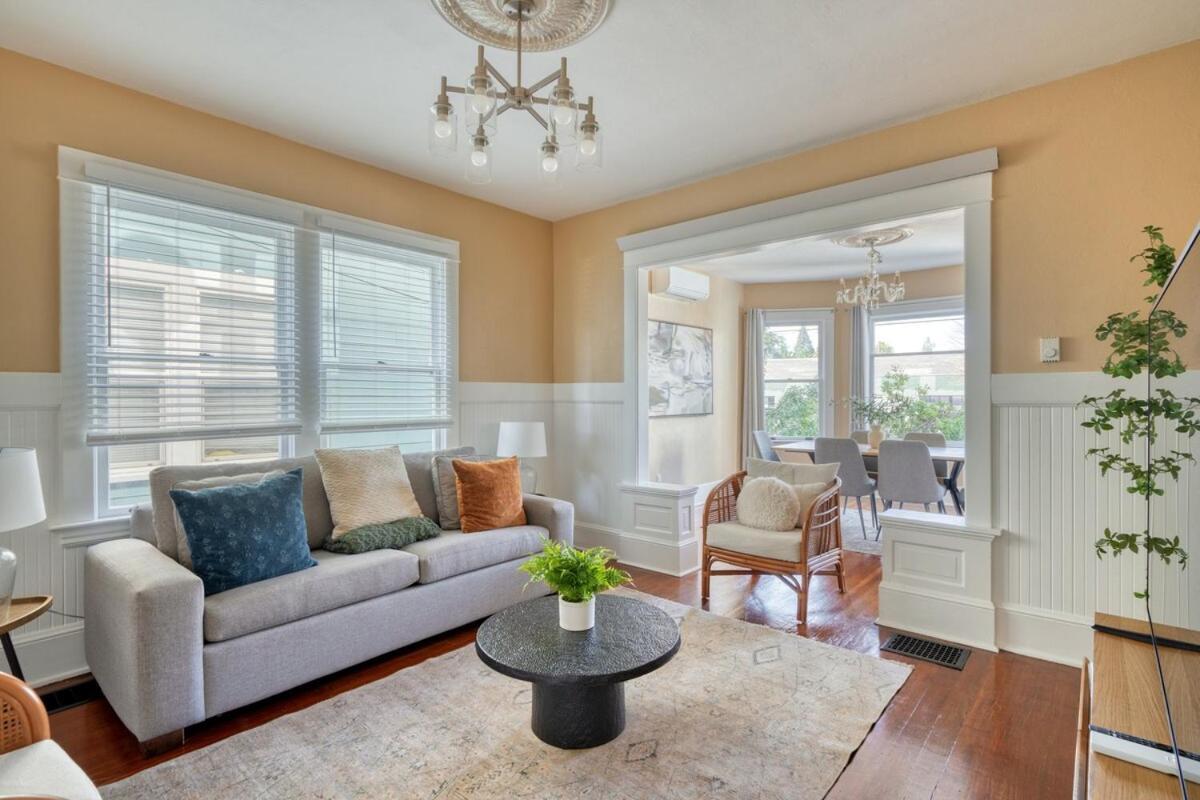 Ne Craftsman - Mississippi Neighborhood - Sleeps 8 Holiday home