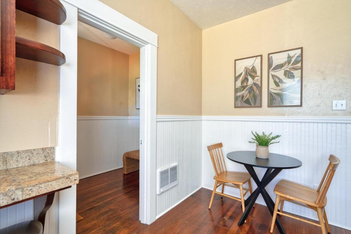 Holiday home Ne Craftsman - Mississippi Neighborhood - Sleeps 8 Portland