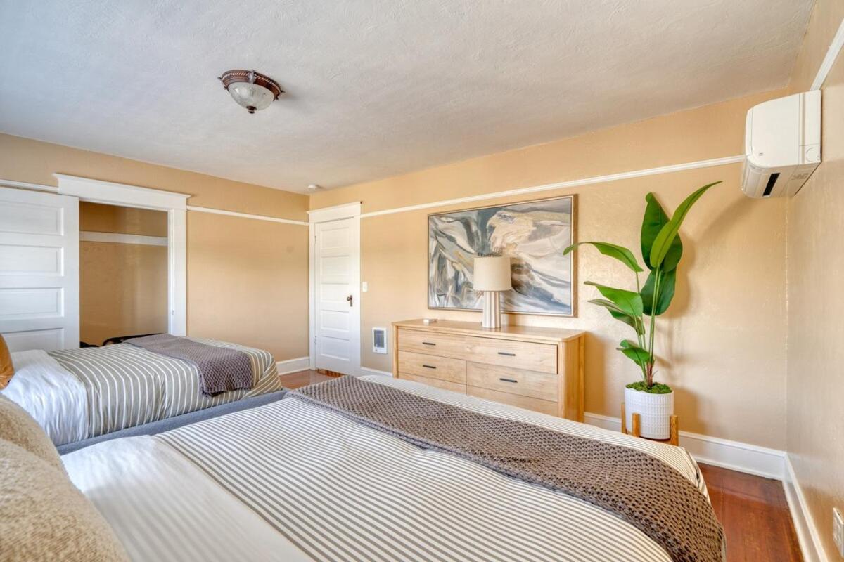 Holiday home Ne Craftsman - Mississippi Neighborhood - Sleeps 8 Portland