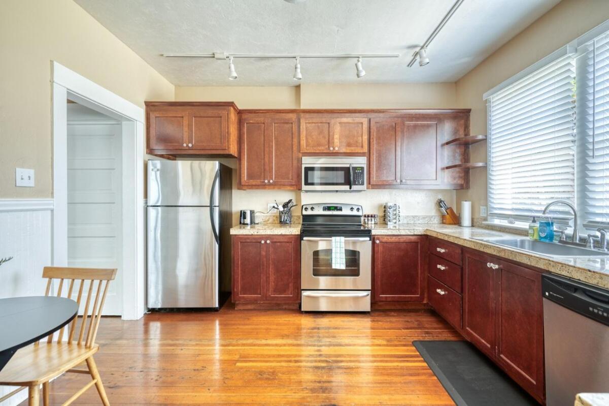 Holiday home Ne Craftsman - Mississippi Neighborhood - Sleeps 8 *